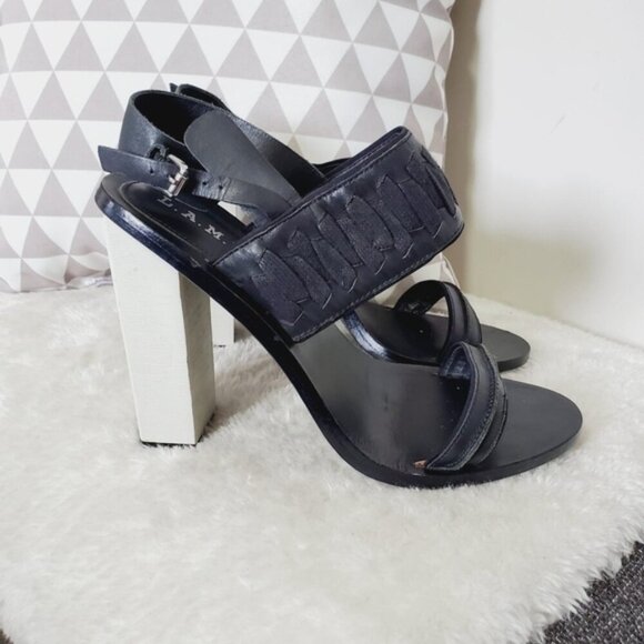 L.A.M.B Valiant Avant Garde Wood Block Heel Leather Mod Goth Strappy Heels 10 - Picture 4 of 7